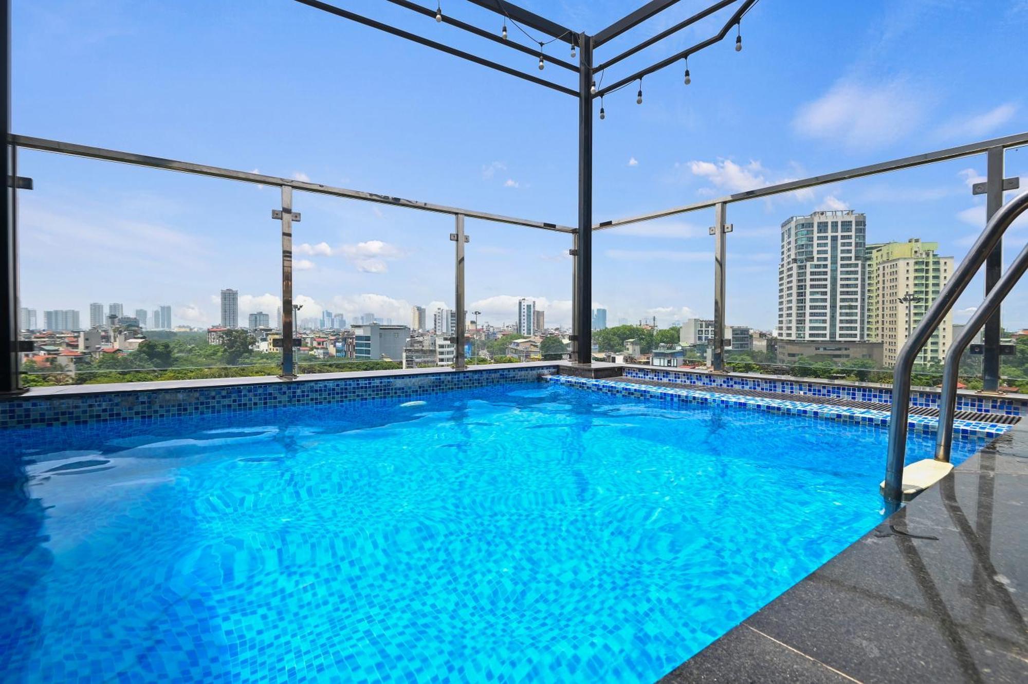 Sunny 22Land Residence Hotel 2 Hanoi Bagian luar foto