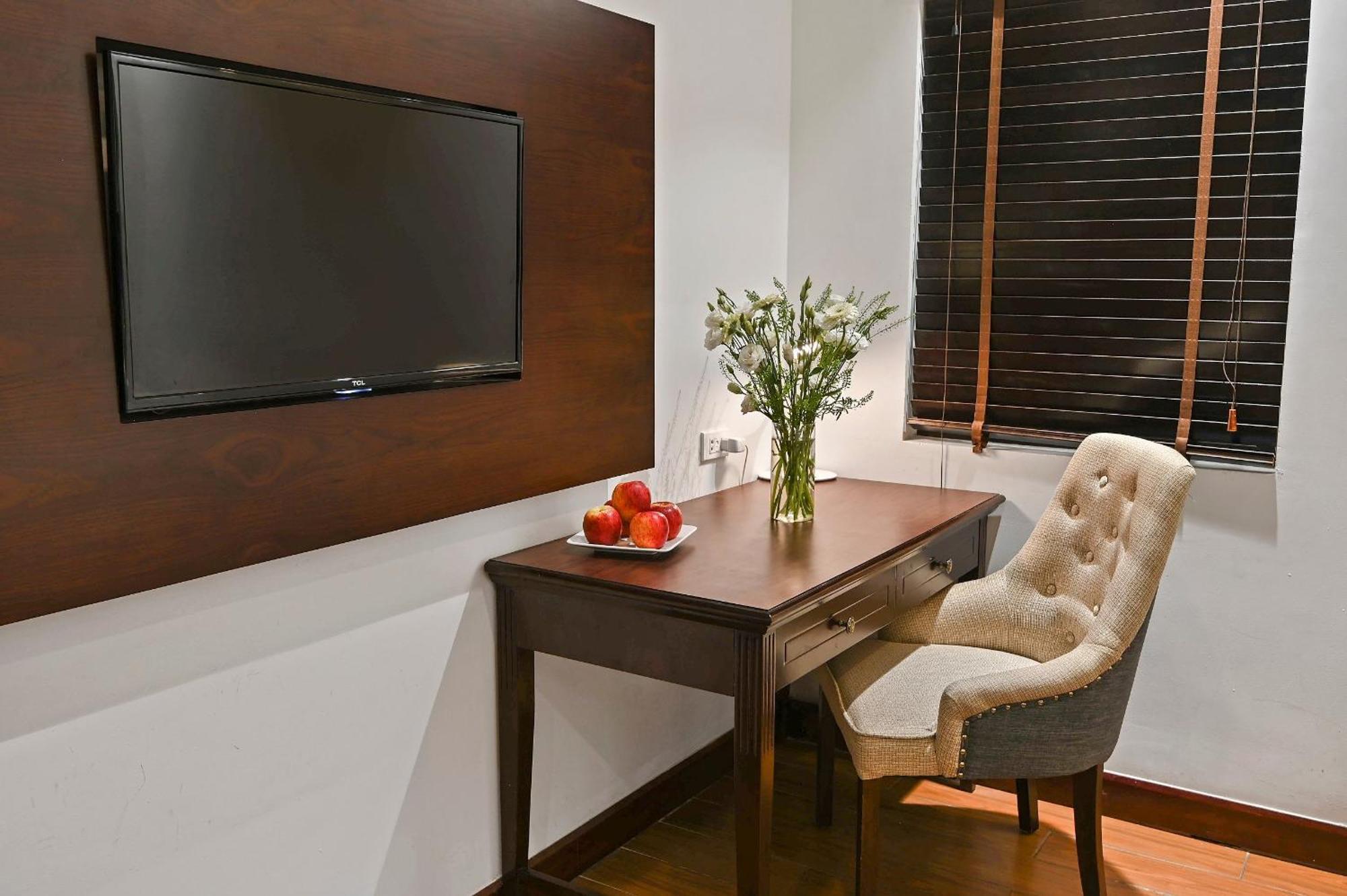 Sunny 22Land Residence Hotel 2 Hanoi Bagian luar foto