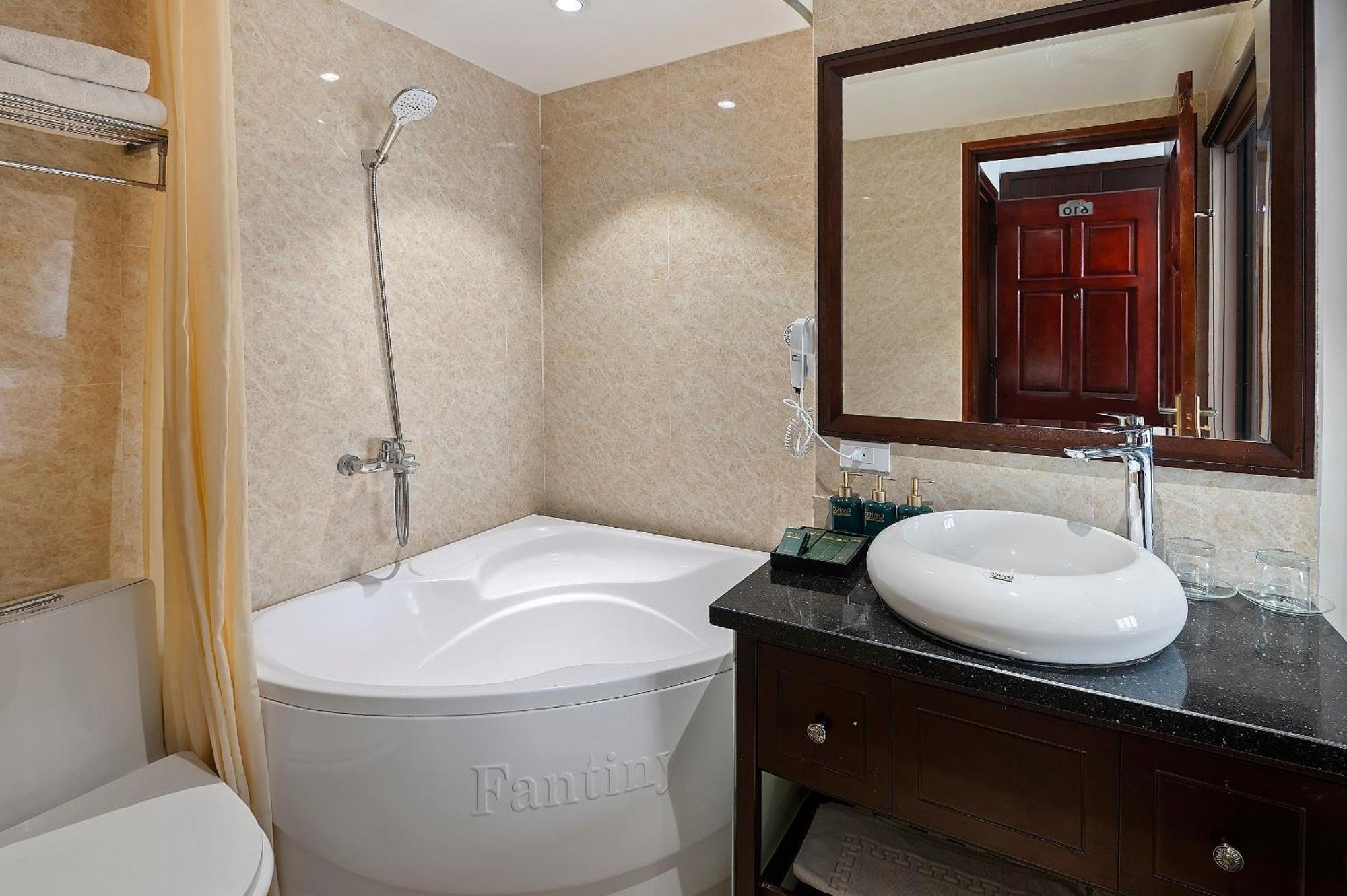 Sunny 22Land Residence Hotel 2 Hanoi Bagian luar foto