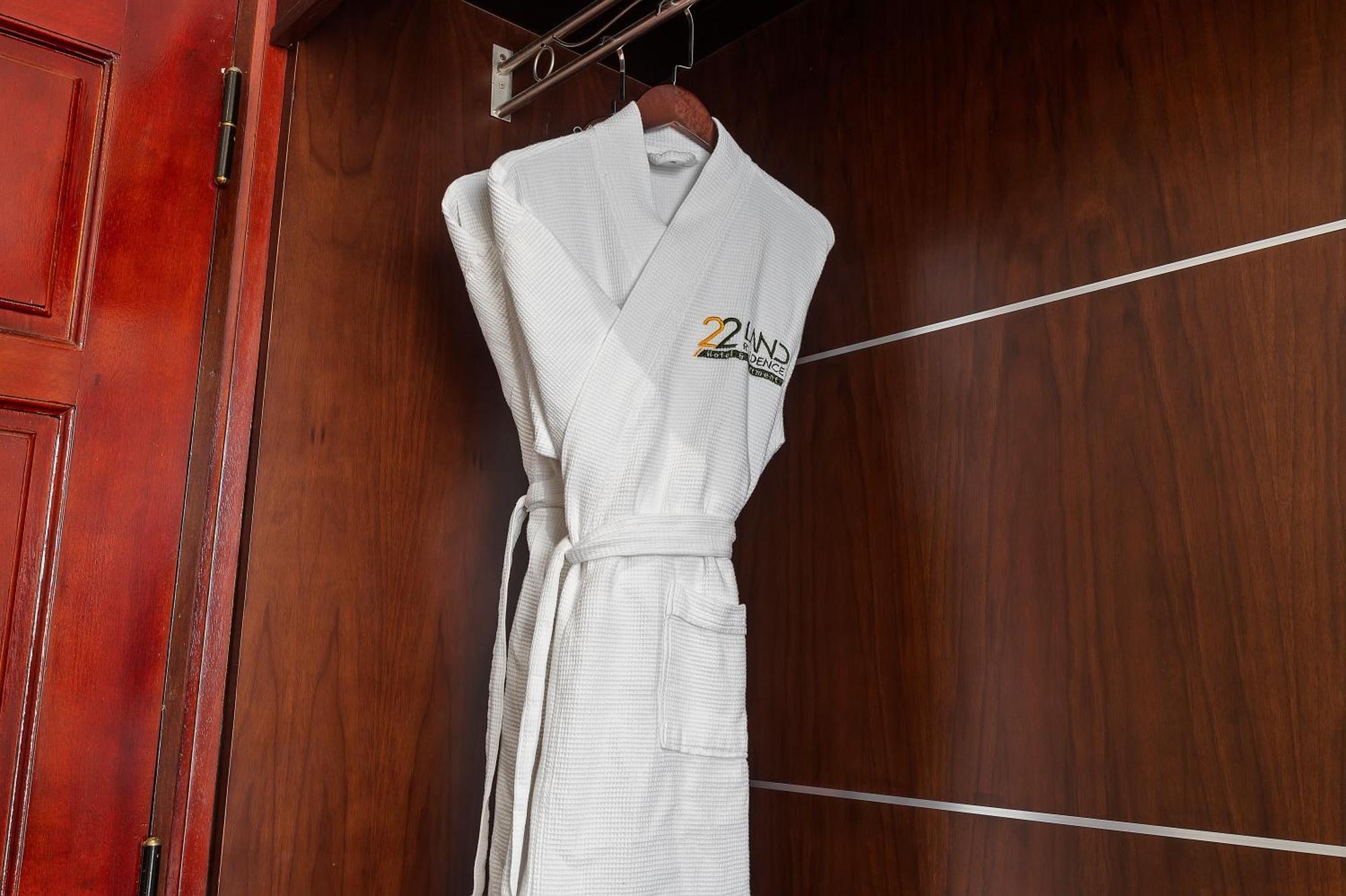 Sunny 22Land Residence Hotel 2 Hanoi Bagian luar foto