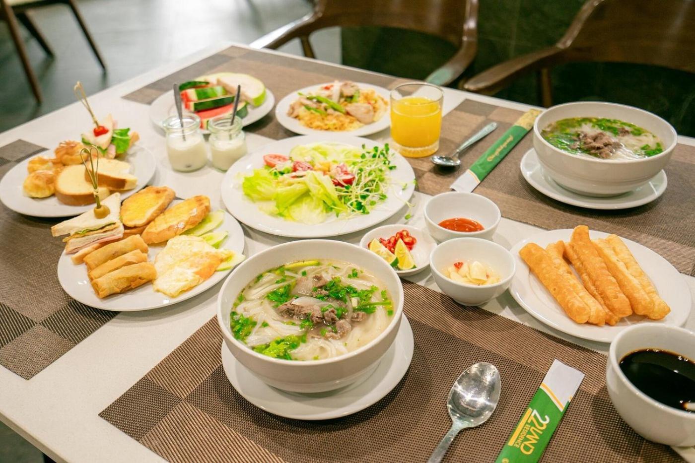 Sunny 22Land Residence Hotel 2 Hanoi Bagian luar foto